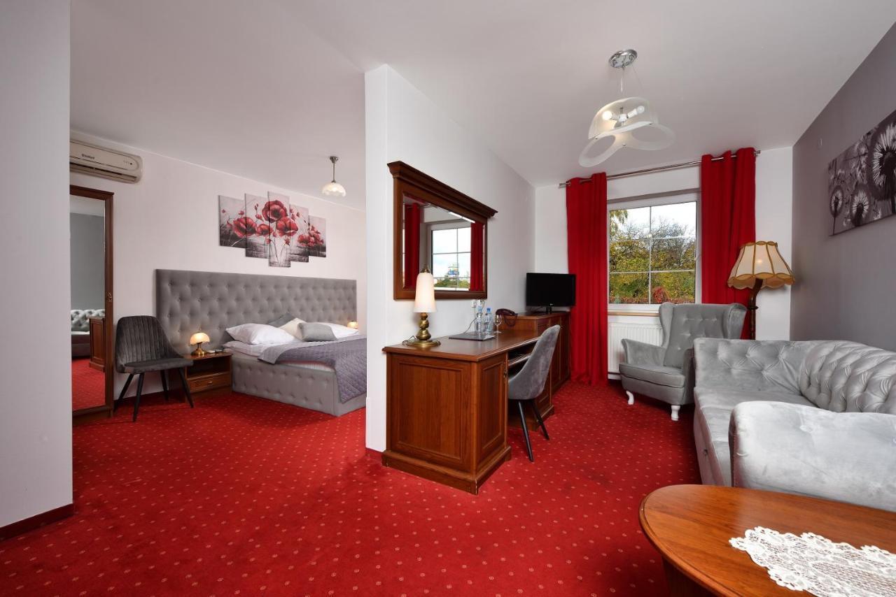 Hotel Agat Piotrków Trybunalski Esterno foto