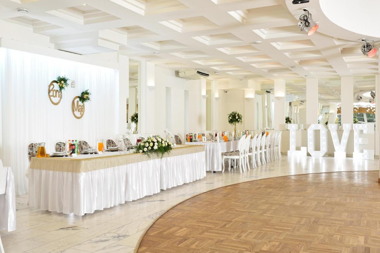 Hotel Agat Piotrków Trybunalski Esterno foto