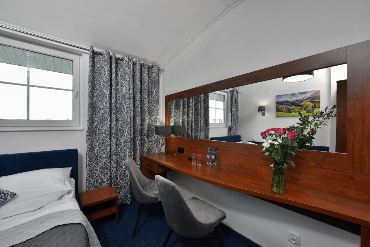 Hotel Agat Piotrków Trybunalski Esterno foto